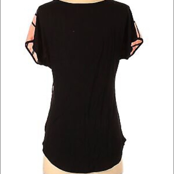 Espresso Blush and Black abstract Printed short sleeve scoop neck blouse, size L - Picture 7 of 7